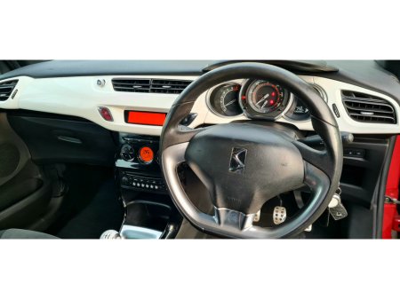 2015 Citroen DS3 1.2L Petrol PureTech 110 DStyle Ice 3dr €6,900 thumbnail