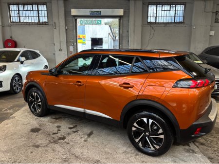 2023 Peugeot 2008 - thumbnail 13