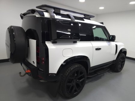 2021 Land Rover Defender  €54,950 thumbnail