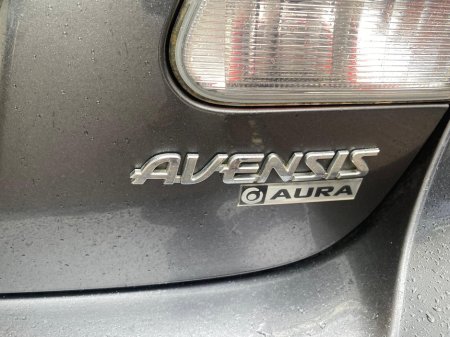 2013 Toyota Avensis - thumbnail 15