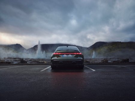 2026 Audi RS5 - thumbnail 4