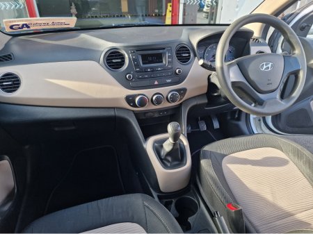 2016 Hyundai i10 S AIR **GREAT STARTER CAR** €7,450 thumbnail