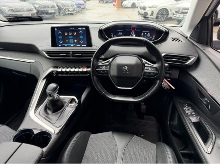 2020 Peugeot 3008 WIRELESS PHONE CHARGER..2 KEYS €8,048 thumbnail