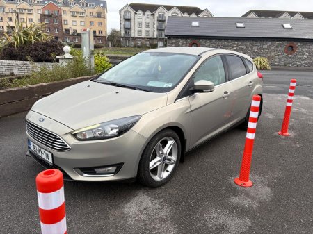 2018 Ford Focus - thumbnail 6