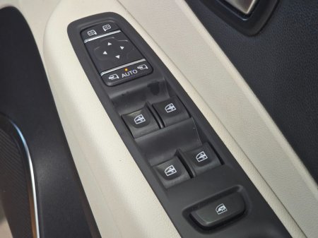 2018 Renault Captur - thumbnail 18