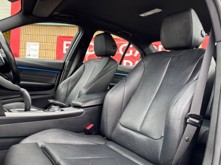 2017 BMW 3 Series - thumbnail 13