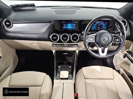 2021 Mercedes-Benz GLA Class 180D Progressive €38,950 thumbnail