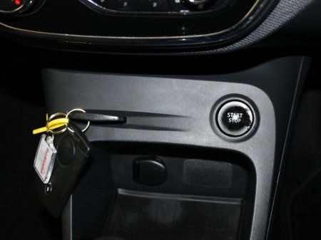 2016 Renault Captur - thumbnail 18