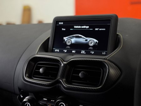 2024 Aston Martin Vantage F1 EDITION V8 thumbnail