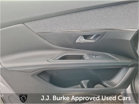 2024 Peugeot 3008 1.5 BlueHDi 130bhp Auto Allure €34,950 thumbnail