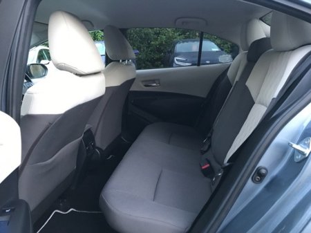 2021 Toyota Corolla LUNA SPORT - GRANDONS €24,995 thumbnail