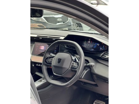 2023 Peugeot 308 - thumbnail 11