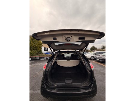 2016 Nissan X-Trail 1.6 SV DP 5 SEAT E6 4DR €8,950 thumbnail