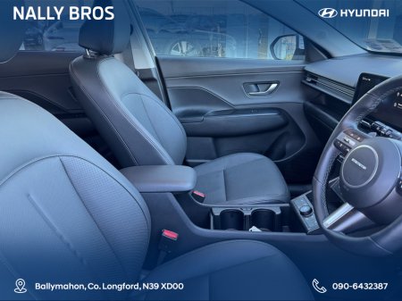 2025 Hyundai Kona PLATINUM 65KWH thumbnail