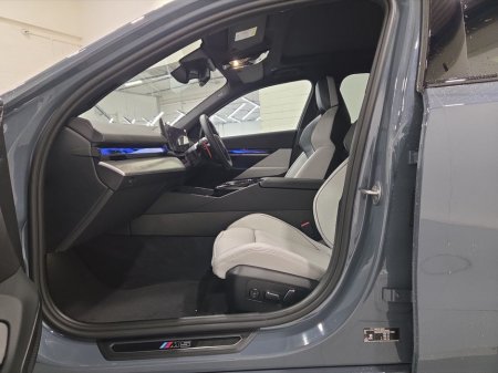 2026 BMW M5  thumbnail