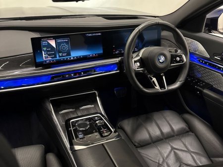 2024 BMW 7 Series - thumbnail 30