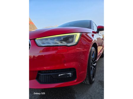 2017 Audi A1 - thumbnail 5