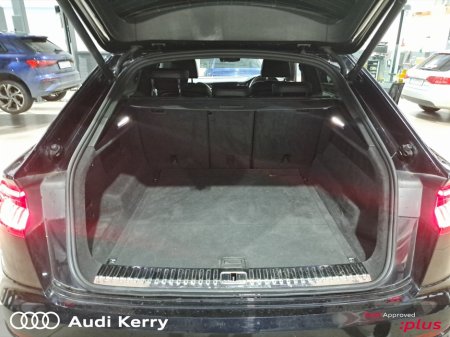 2021 Audi Q8 3.0 50TDI 286BHP QUATTRO S-LINE AUTOMATIC €69,900 thumbnail