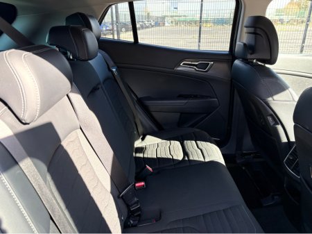 2023 Kia Sportage - thumbnail 12