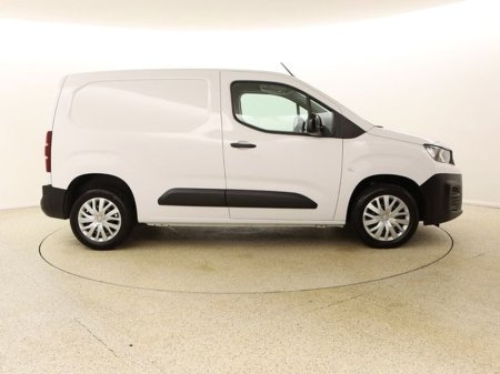 2022 Peugeot Partner - thumbnail 8