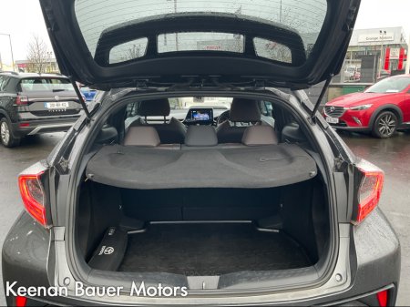 2018 Toyota C-HR HYBRID SOL 4DR AUTO €21,500 thumbnail