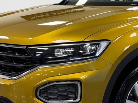 2020 Volkswagen T-Roc - thumbnail 9