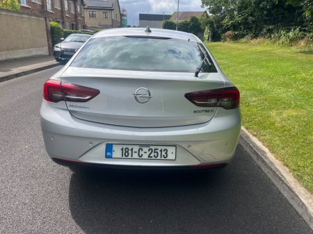 2018 Opel Insignia 1.6 (110PS) Turbo D ecoTEC SC €8,950 thumbnail