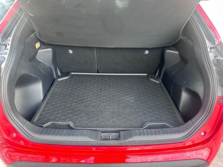 2024 Toyota Yaris Cross - thumbnail 17