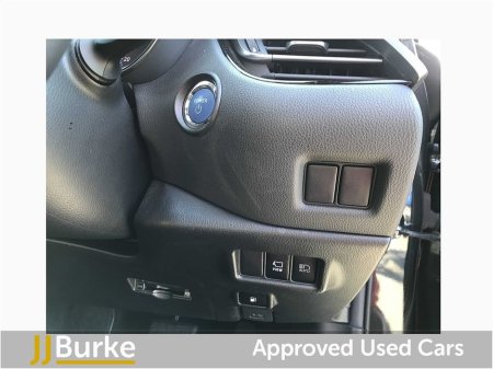 2023 Toyota C-HR - thumbnail 18