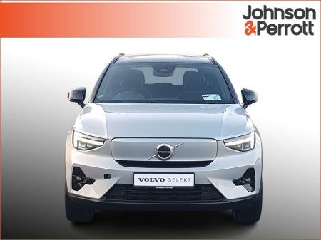 2025 Volvo EX40 82 kWh Extended Range Plus €49,900