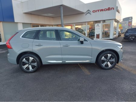 2024 Volvo XC60 T6 PHEV PLUS BRIGHT AWD 5 €59,950 thumbnail