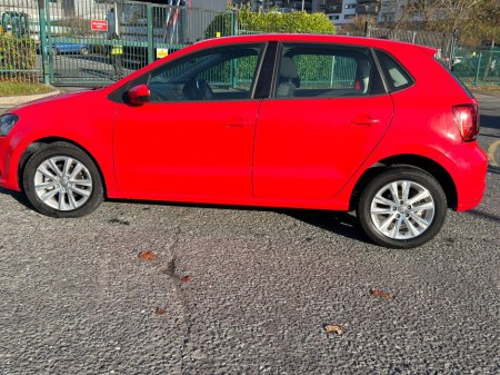 2014 Volkswagen Polo  €9,999