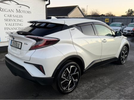 2017 Toyota C-HR (171) 1.8 HYBRID SPORT AUTO thumbnail