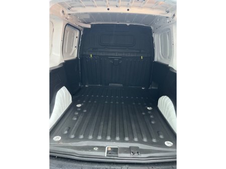 2020 Peugeot Partner - thumbnail 6