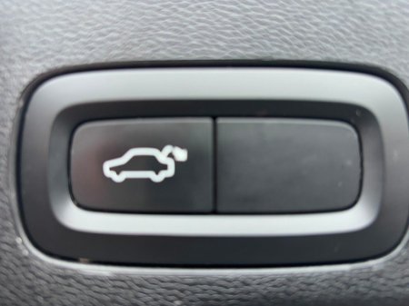 2018 Volvo XC60 - thumbnail 20