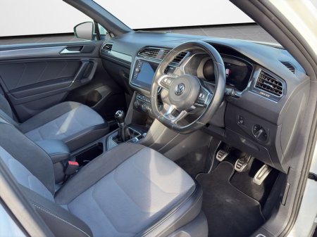 2019 Volkswagen Tiguan "White looks, tech-rich cabin and sport-inspired feel — the SUV that makes every drive feel special" €29,888 thumbnail