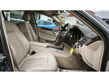 2016 Mercedes-Benz E Class - thumbnail 11