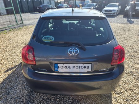 2009 Toyota Auris - thumbnail 5