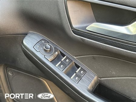 2023 Ford Kuga *BLACK EDITION* ST LINE X PHEV 2.5 225PS AUTO thumbnail