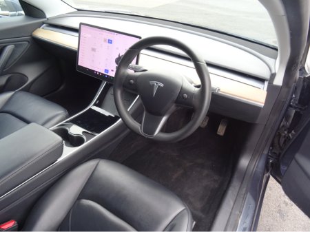 2020 Tesla Model 3 - thumbnail 19