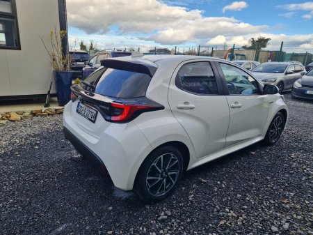 2020 Toyota Yaris - thumbnail 6
