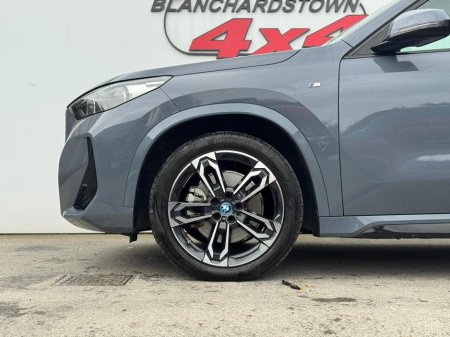 2023 BMW iX1 - photo 4