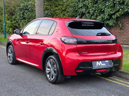 2021 Peugeot 208 - thumbnail 13