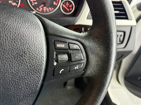 2016 BMW 3 Series 320d EfficientDynamics €13,950 thumbnail