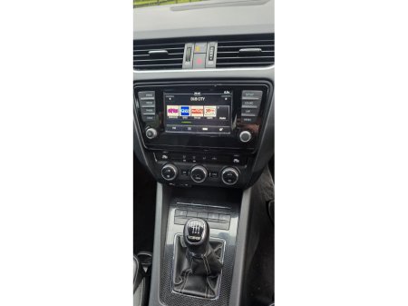 2017 Skoda Octavia RS 2.0TDI 184HP €15,950 thumbnail