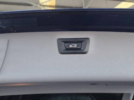 2018 BMW 3 Series - thumbnail 13