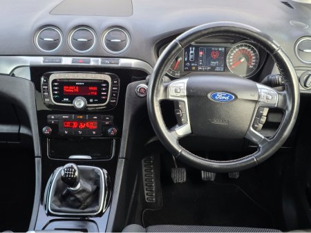 2014 Ford S-Max 2.0 TDCI TITANIUM 140PS 5DR €7,950 thumbnail