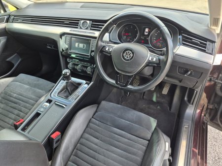 2015 Volkswagen Passat - thumbnail 19