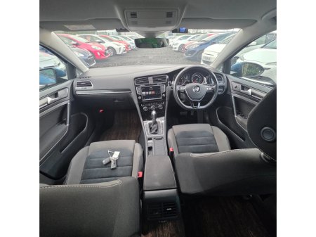 2017 Volkswagen Golf 1.4 TSI 3DR 150HP Highline €15,950 thumbnail