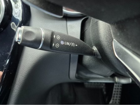 2017 Mercedes-Benz C Class C180d AMG LINE AUTO - Irish Car - Full Mercedes Service History - Two Keys - NCT - Low Mileage - 12 Month Warranty €22,950 thumbnail